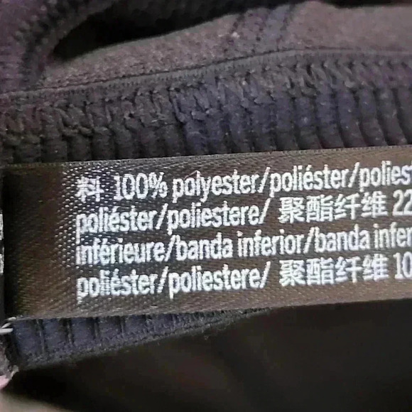 NWOT Victoria's Secret Sport Black and White Sports Bra, Sz 34B - Picture 7 of 7